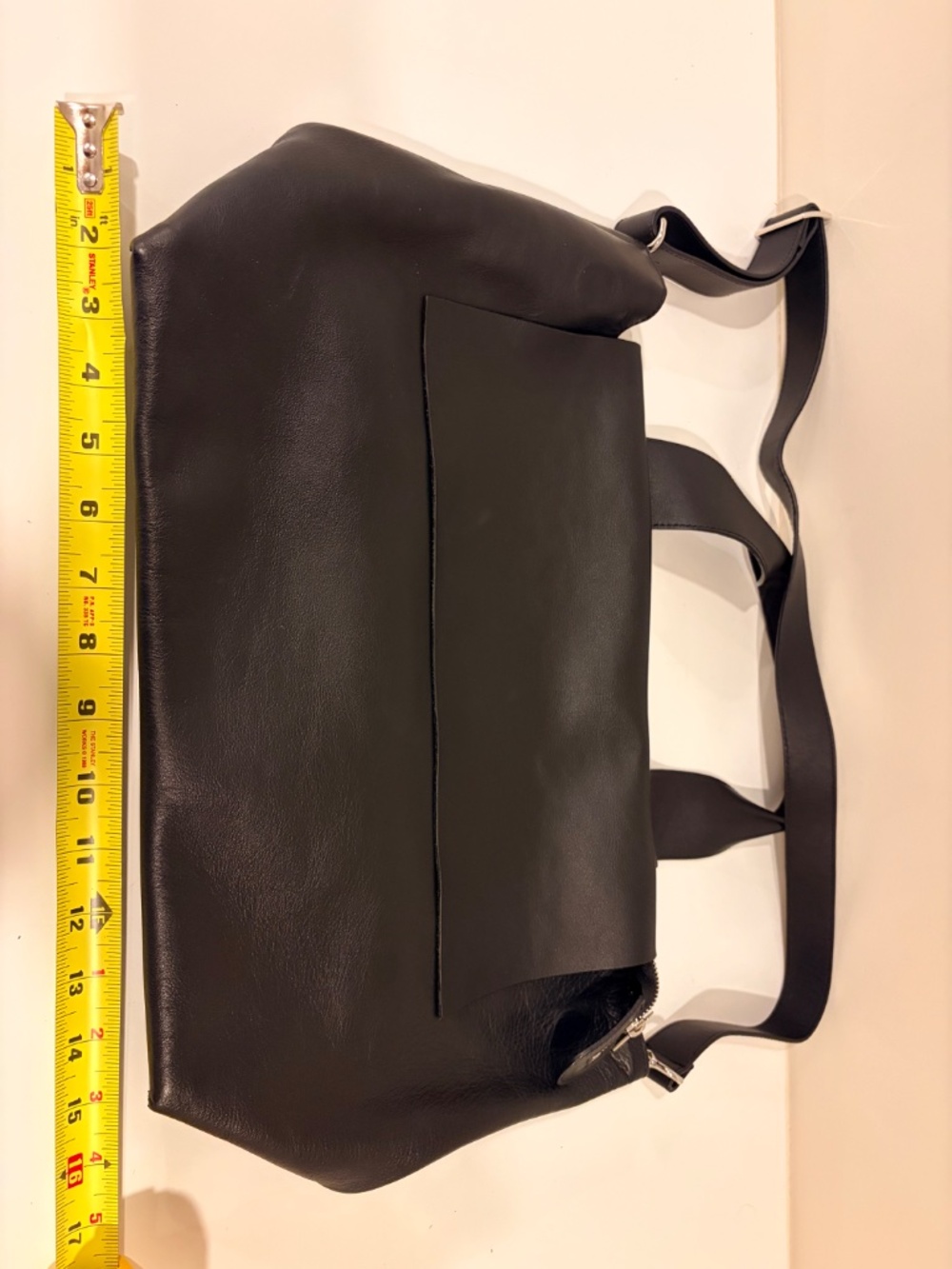 HOST PICK **** COS leather bag - Picture 6 of 7
